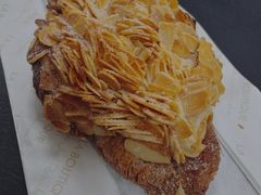 -Salon de The de Joel Robuchon(外滩18号店)