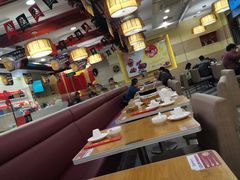 大堂-粤仔湾砂锅粥(广益哥伦布店)
