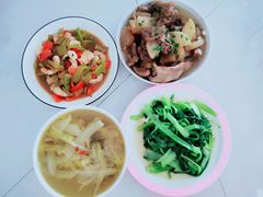 -爱的果实月嫂育婴师(世纪东方店)
