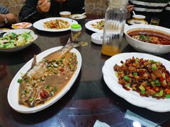 -漁耕小厨农家院(武当山店)