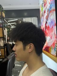 -藤野造型·烫·染发型设计店