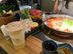 -湊湊火锅·茶憩(东城万达店)