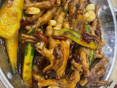 -江城燕子大排档(江汉路步行街店)