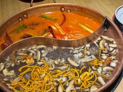 -洱火云南酸菜牛肉火锅(石景山当代商城店)