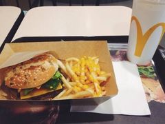 -麦当劳(金桥店)