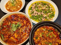 -万重锦·人文川菜馆(骡马市店)