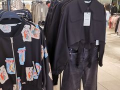 -ZARA(世贸天阶店)