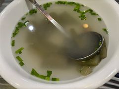 例汤-姐妹临高乳猪店(海垦路店)