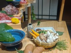 -山川小町·极番烧肉(新地假日广场店)