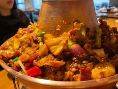 炭火销魂蛙锅-炉小二铜锅牛蛙•川湘菜(三里屯店)
