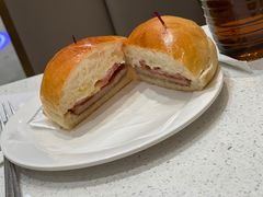 -香港新发烧腊茶餐厅(水围店)