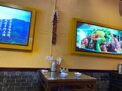 -富正毅三下锅·湘西韵味(天门山索道店)