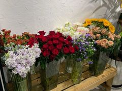 -亭亭鲜花店(中山北路店)