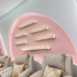 -花系美·美甲美睫精品店