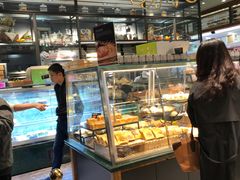 面包甜点陈列柜-东哥面包(江宁大润发店)
