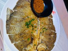 -肥肥虾庄·金牌油焖大虾(首义路店)