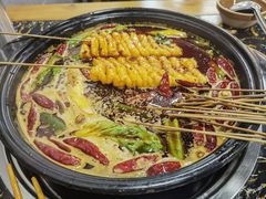 -灌县老妈砂锅串串香(万科红生活广场店)