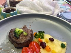 -水桶王国主题餐厅·聚会·生日派对·亲子活动·家庭套餐(亚龙湾希尔顿店)