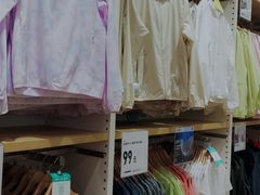 -优衣库(南宁江南万达店)