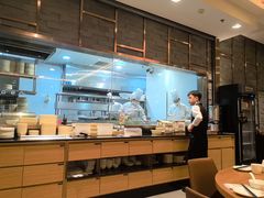 -乐忻皇朝(上海中心大厦店)