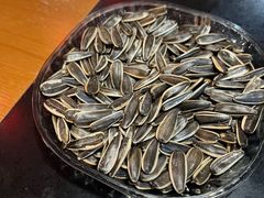 -果松木炭酸菜铜火锅·外婆参鸡汤