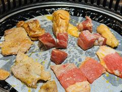 -匠牛亭·锅物烧肉放题自助(昆百大·泰业城店)