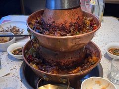 -老佛爷铜炉蛙锅(东门老街店)