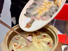 -黄弟大排档·湖南菜·小龙虾·小海鲜(凯旋北路店)