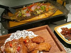 -江边城外烤全鱼(世茂广场店)