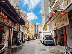 -华联发展销售中心(十月初五街店)