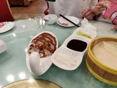 -六和聚传统烤鸭.天津菜(和平店)
