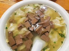 -上海特色小笼店(铁岭路90弄小区店)