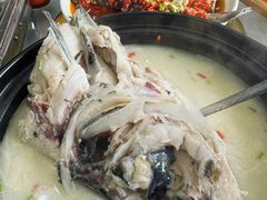 -万佛湖许老大铁锅鱼(黑金冠店)