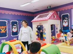 -孩子王童乐园(马群店)