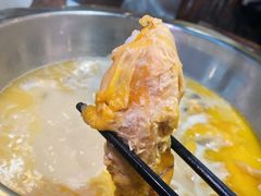 -鲜入围煮花胶鸡海鲜火锅