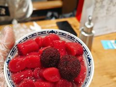 杨梅冰汤圆-李百蟹·江南蟹黄面·河景餐厅(夫子庙总店)