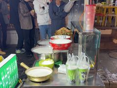 -清真老马家国华牛奶鸡蛋醪糟(正宁路店)