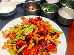 -鸭绿江海鲜烧烤大排档(杏林街店)