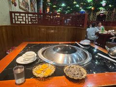 -袁小二大东北铁锅炖(吉祥村总部)