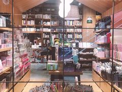 -百新书局(尚悦湾店)