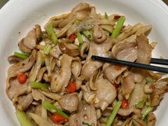 -绿草地·湘菜(7mall店)