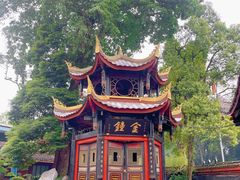 -峨眉山报国寺