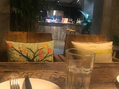 -HIGH FIVE哈福手工汉堡(桂林路店)