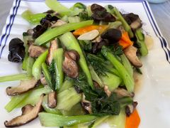 -宾朋海鲜美食餐厅·特色美食(兴海路店)