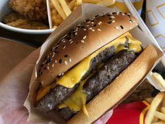 安格斯厚牛芝士堡套餐-麦当劳(东急新天地店)