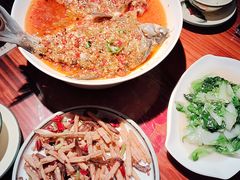 -老宅藕香·湖北菜·非遗藕汤·武昌鱼(黄鹤楼景观店)