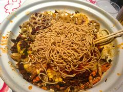 -肥肥虾庄·金牌油焖大虾(汉街SKP店)
