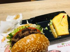 -The Habit Burger Grill 哈比特汉堡(爱琴海店)