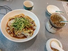 -汗腾格里·风味餐厅(新疆驻京办店)