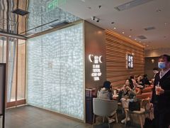 等位区-奈雪的茶(赛格店)